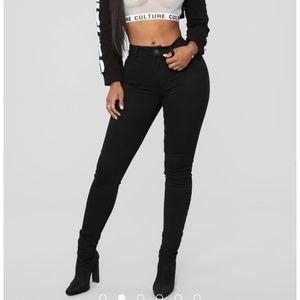 Fashion Nova Black Skinny Jeans